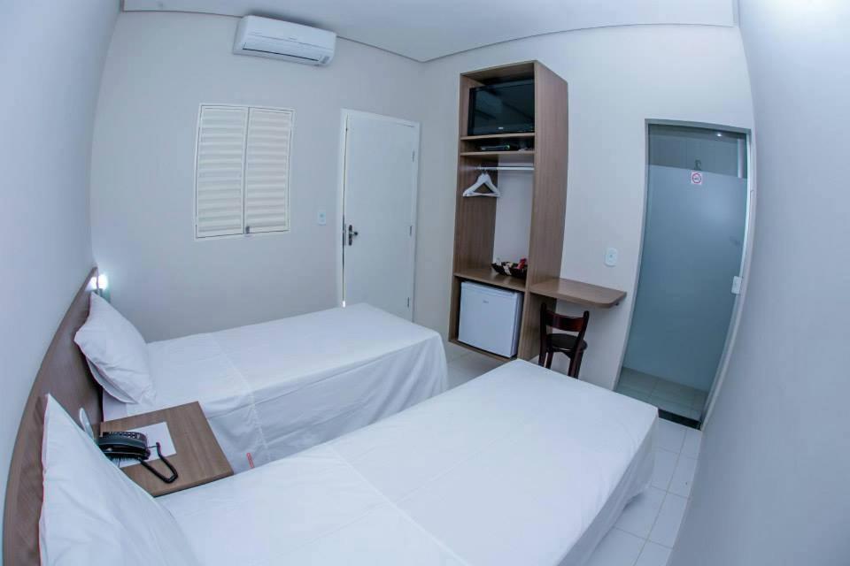 Hotel Império Paranaíba Exterior foto