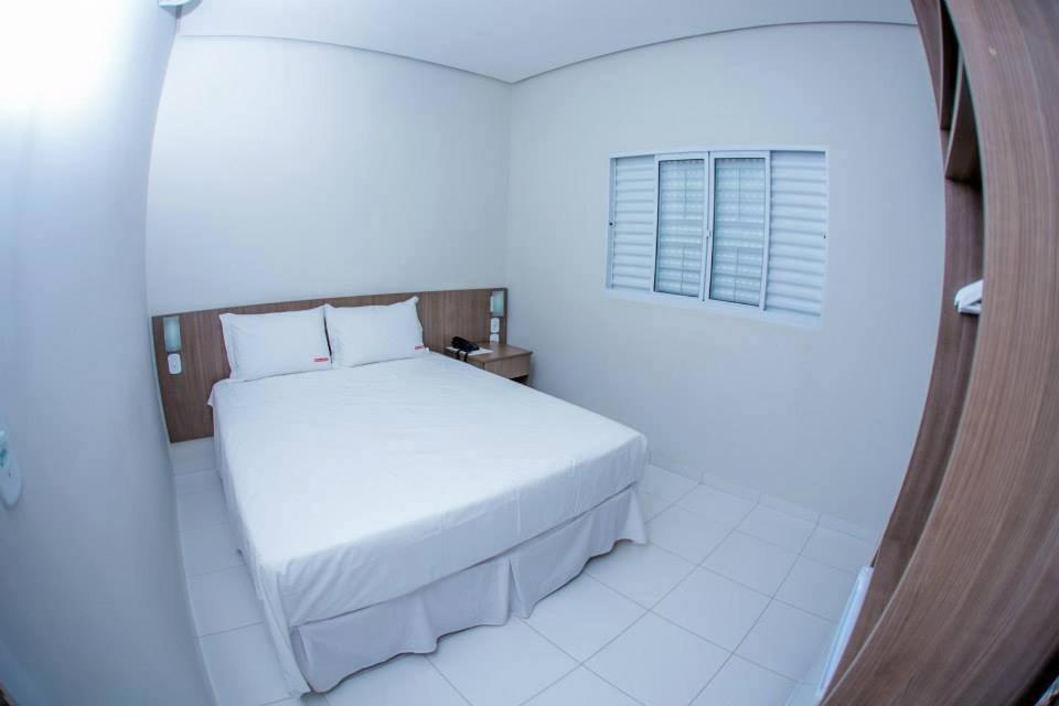 Hotel Império Paranaíba Exterior foto
